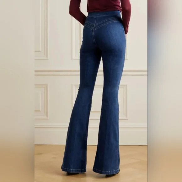 SOLD     NWT Exaggerated Flare High Rise Sheridan Jeans - Picture 2 of 11